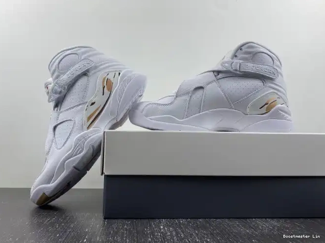 Bmlin 8 Jordan AA1239-135 Retro White OVO 0514